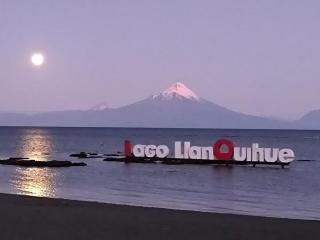 Vista de Volcanes, Lago y Valle - Llanquihue - 1