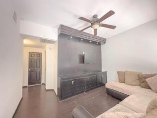Casa Elegante con gran espacio - Hermosillo - 0
