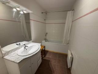 Appartement lumineux 3 pièces avec parking proche pistes aux Angles - FR-1-593-135 - 5