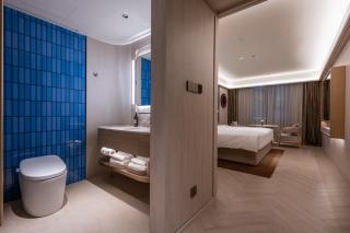 Orange Crystal Qingdao Taidong Pedestrian Street Yan'an Third Road Hotel - 9