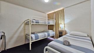 Riverview Holiday Apartment 32 - Kalbarri WA - 5