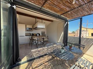 ARLES: Duplex Chic Centre - Clim & Vue Imprenable - FR-1-765-29 - Arles - 1