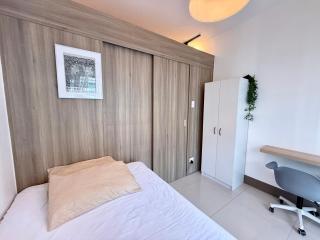 Prime Location condo near MRT, SM Megamall, BGC! - Manilla - 5