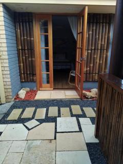 Bamboo Rest - Rockingham - 6