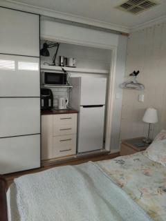 Bamboo Rest - Rockingham - 5