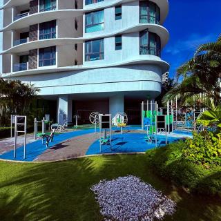 Macrolink 2B2R 7 pax Condo Medini near legoland - - 9