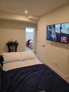 Haven YYC Guest Suite in Northwest Calgary - Calgary - 1