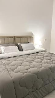 شقه مميزه بغرفة نوم وصالة واسعه - Hafr Al Baten - 9