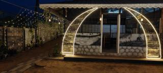 Sabu's Lake and Beach Resort - - 2