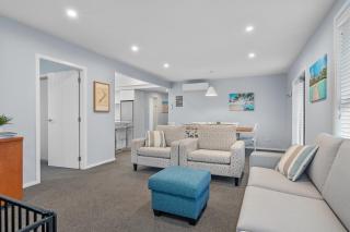 Beach Road Oasis - Waikawa Holiday Home - 3