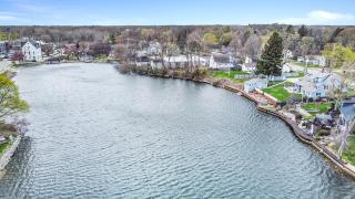 The Boathouse - - 1