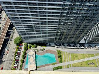Prime Location condo near MRT, SM Megamall, BGC! - Manilla - 7