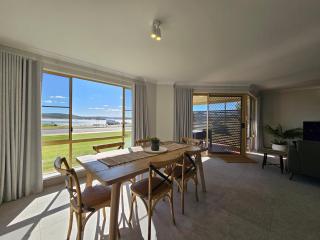 Pelican Shore Villa 1- Kalbarri WA - 9