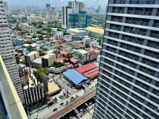 Prime Location condo near MRT, SM Megamall, BGC! - Manilla - 9