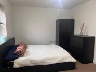 Beautiful Home in Quiet Street near Colchester Station - Colchester - 3