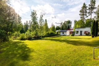 Theo & Lilis countryside apartment - Örebro - 8