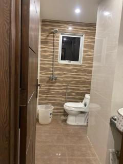 Bahria PH7 Luxe Apt Eiffel Views 2BR Comfort - Rawalpindi - 8
