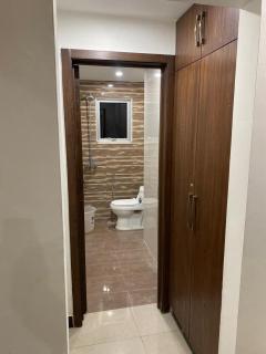 Bahria PH7 Luxe Apt Eiffel Views 2BR Comfort - Rawalpindi - 2