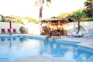 Rêve D'azur, Mazet en bord de mer, parking, Piscine partagée, Terrasse BBQ & draps inclus la Nartelle, 1 salon, 1 chambre, 1 cuisine , 1 sdb - Sainte-Maxime - 9