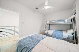 Luxury Townhouse in the Heart of Oak Lawn, Dallas - Dallas - 9