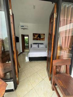 Canggu 77 Guest House - 2