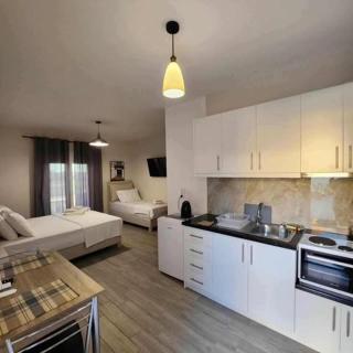 Venias Rooms - Skala Eresou - 0