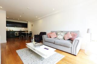 Central Cardiff Stay Near Everything! - Cardiff - 2