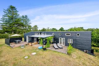 Beautifully Modernized And Well-Appointed Holiday Home Near Ebeltoft, - Ebeltoft - 0