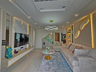 High End Pattaya New Luxurious Villa with Private Pool - Jomtien Beach - 2