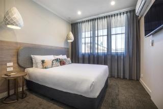 Nightcap at Sandbelt Hotel - 3
