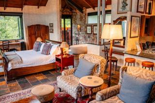 Private luxurious suite on Heysbrook Estate halfway to Kruger National Park - Waterval-Onder - 8