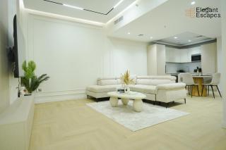 Stylish 1B in Heart of Marina Near Attractions - 0