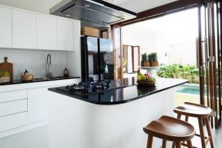 Cosy and Luxurious Villa Sentosa Seminyak - Seminyak - 5