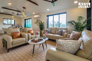 StayVista at Silver Leaf with Lawn & Pool - 7