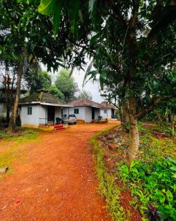 Swarnagandha Cottages and Family rooms - Gokarna - 4