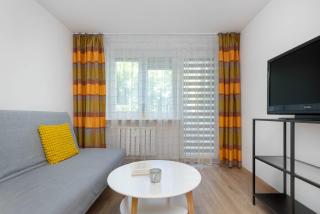 Cozy Apartment with Balcony near the Forest in Sopot by Noclegi Renters - Sopot - 1