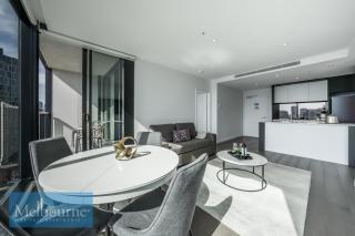 Melbourne Private Apartments - Stadium and Harbour Views - 3