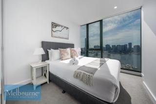 Melbourne Private Apartments - Stadium and Harbour Views - 2