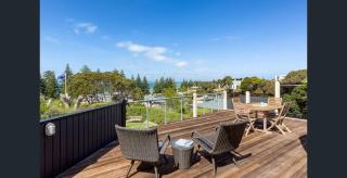 Coastal Retreat - 2 minutes to Sorrento beach and local restaurants and shops - 6
