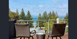 Coastal Retreat - 2 minutes to Sorrento beach and local restaurants and shops - 2