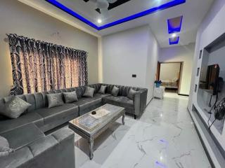 Mirpur furnished house - - 7