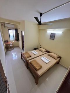 Shubham Suites & Party Hall - Hubli - 0