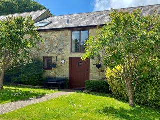 2 Bed in Godshill IC129 - Godshill - 0