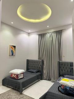 دور بثلاث غرف نوم ومجلس - Abha - 9