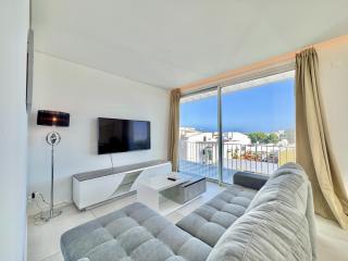 Vilamoura Panoramic 2 With Pool by Homing - Vilamoura - 1