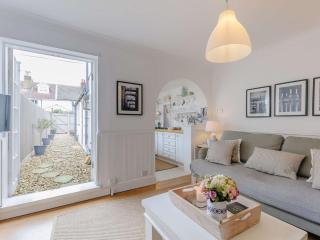 3 Bed in Whitstable WCC20 - Whitstable - 8