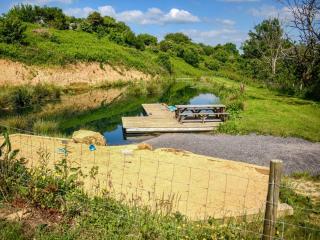 Russet Yurt - Ukc6945 - Beaminster - 1