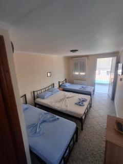 grigoris house - 9