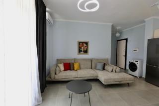 Eastwest Seaview Apartments - Sarandë - 2