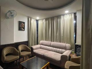 Townhouse The Grand Villa - New Delhi - 4